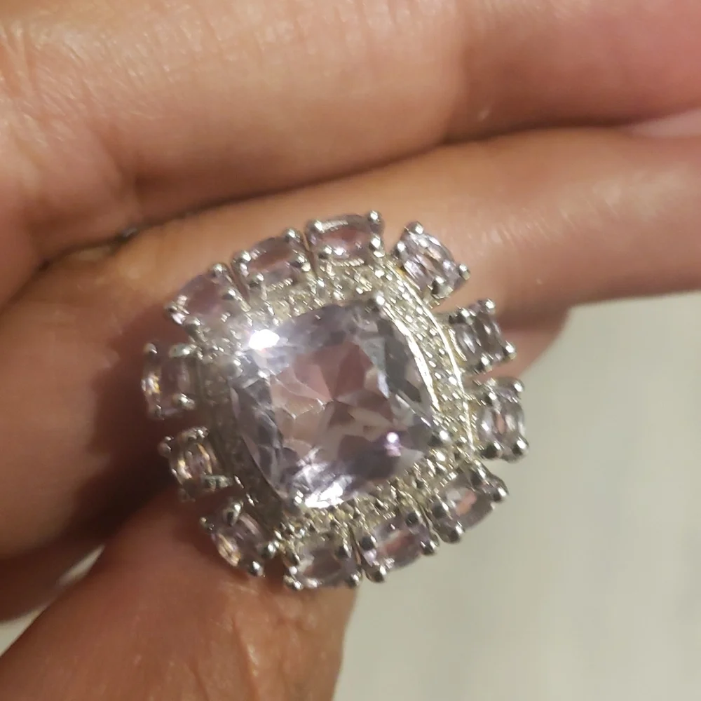 Ring - Picture 4 of 5